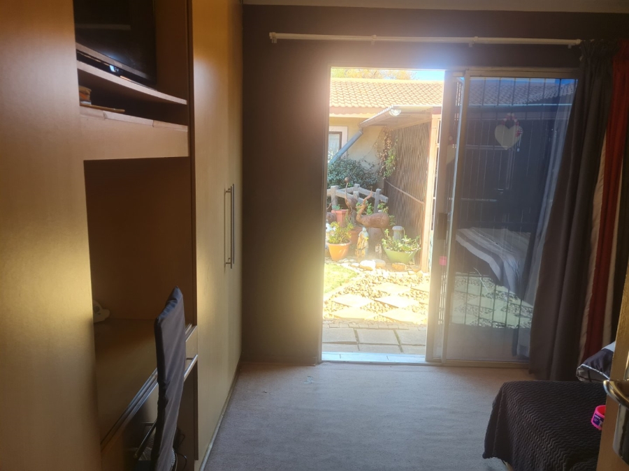 5 Bedroom Property for Sale in Fauna Free State